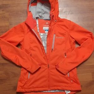 Columbia Soft Shell Coat / Jacket